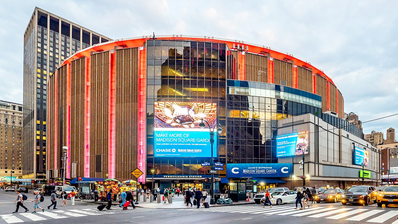 Knicks Close Preseason at the Garden Against Kawhi's Raptors